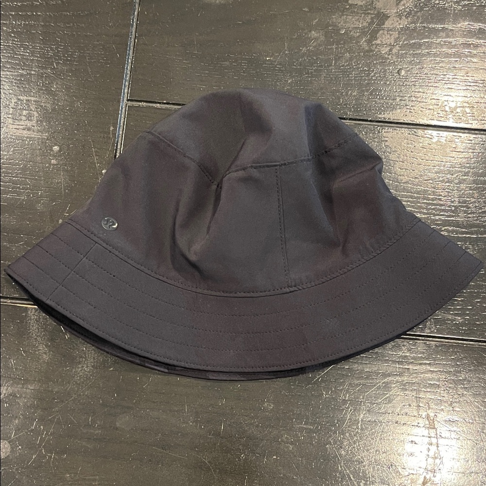 lululemon athletica Black/ camo Bucket Hat